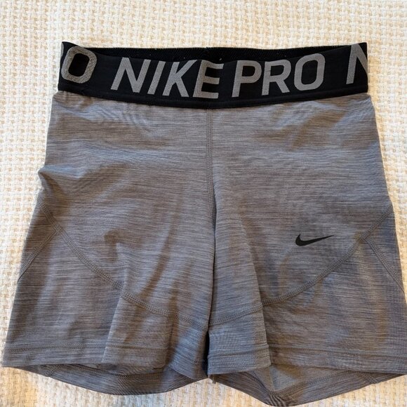 Nike Pro 5" Shorts: Gray Medium - Picture 4 of 6